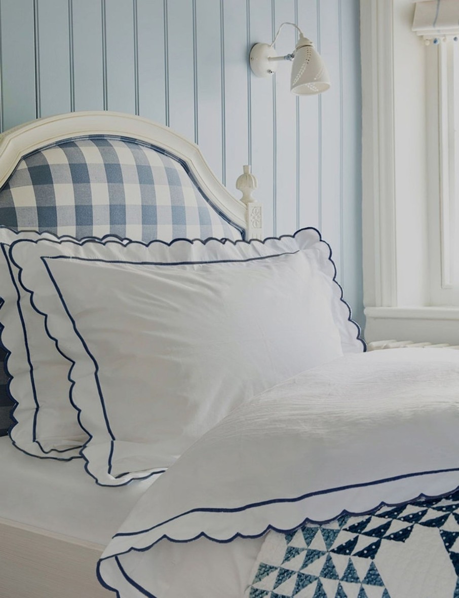 Navy Scalloped Emperor Duvet Cover Clearance