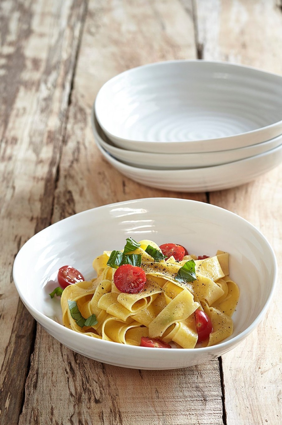 White Porcelain Pasta Bowl - Set Of Four Hot