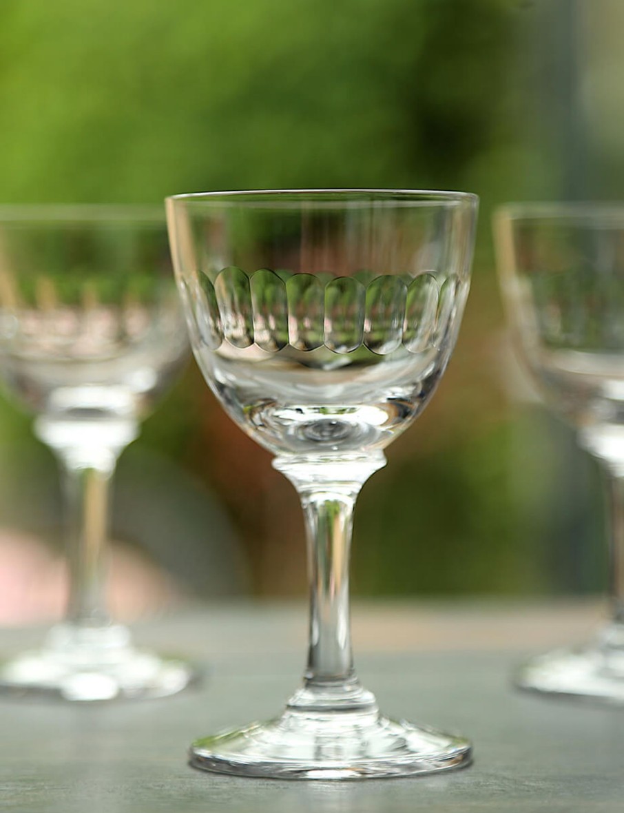 Six Liqueur Glasses With Lens Design New