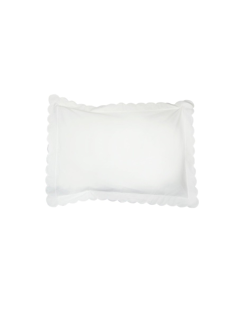 White Scalloped Oxford Pillowcase Hot