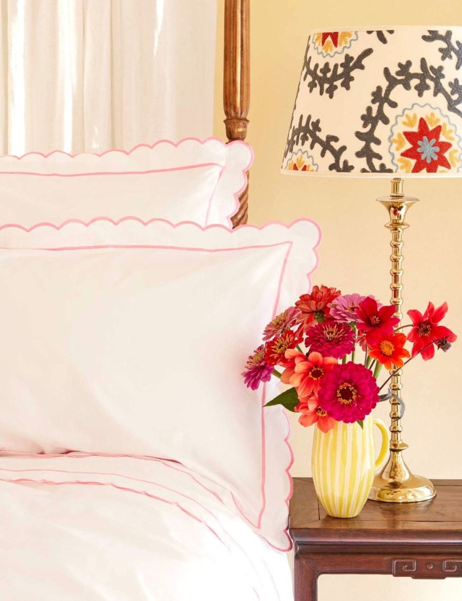 Pink Scalloped Oxford Pillowcase Wholesale